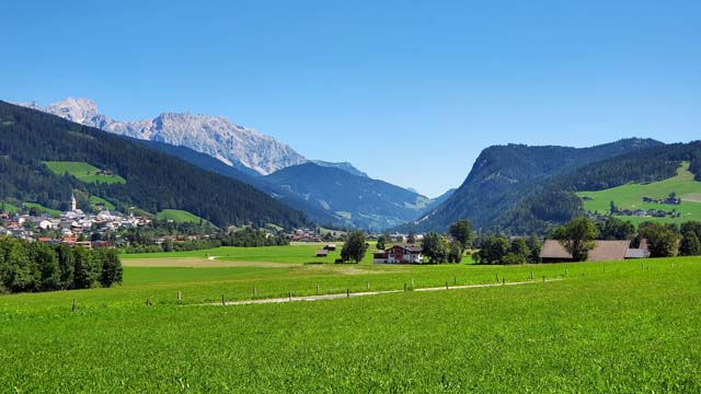 Fahrt zum Sattelbauer